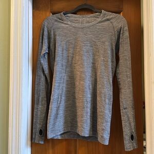 Lululemon athletic/runningg long sleeve tee